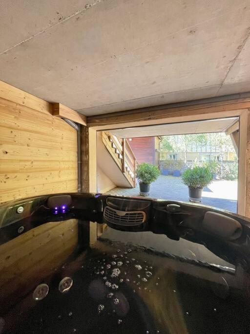 Kelly, Centre / Jacuzzi / Sauna Chalet Gerardmer