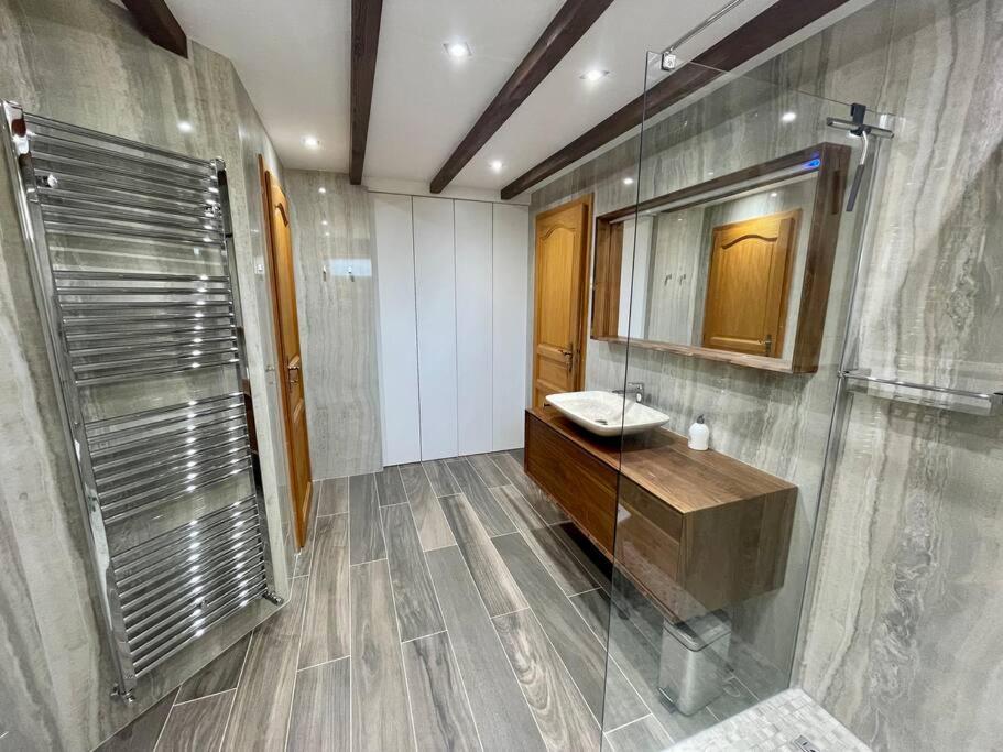 Chalet Kelly, Centre / Jacuzzi / Sauna *